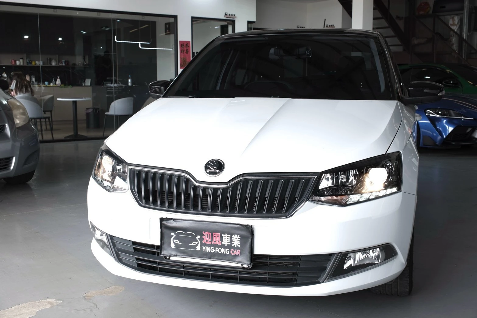 ⚪ 2018 Skoda Fabia 1.0 TSI 白色