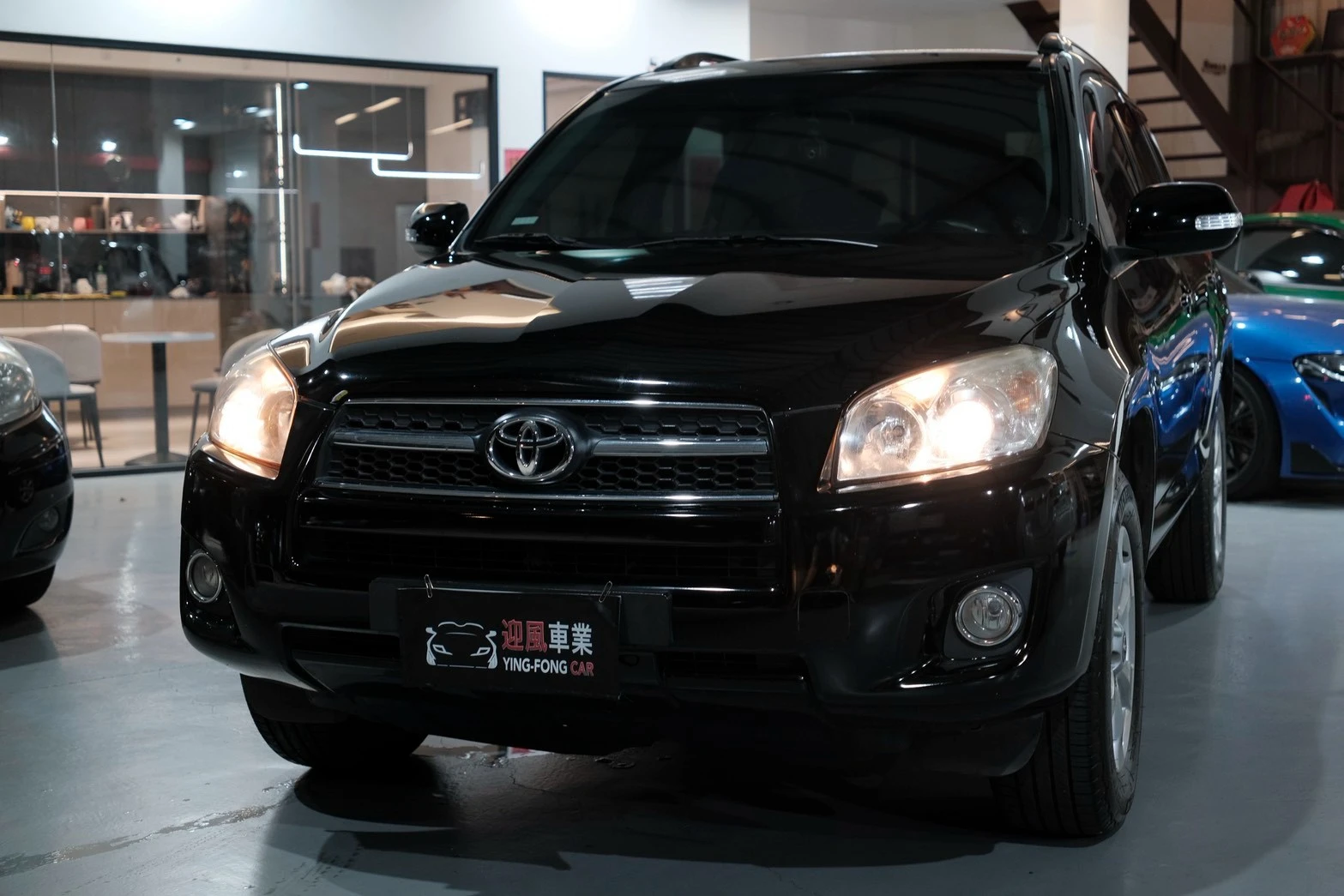 ⚪ 2011 Toyota RAV4 2.4 E 黑色