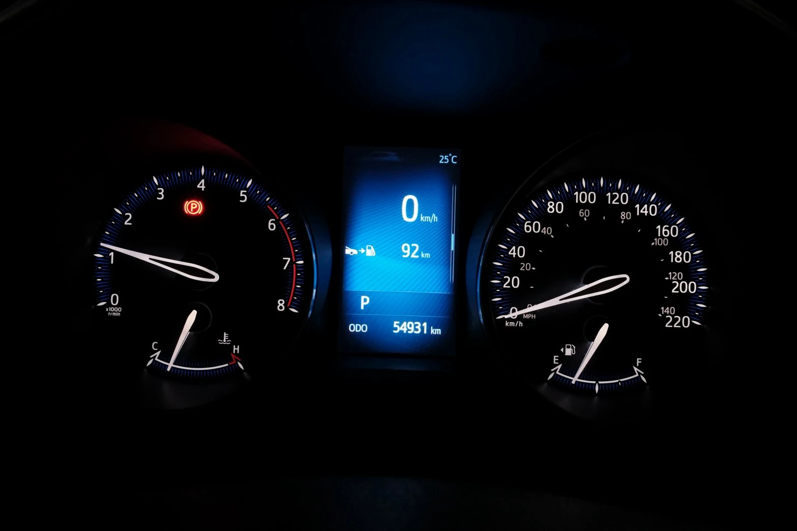 ⚪ 2018 Toyota C-HR 豪華 灰色