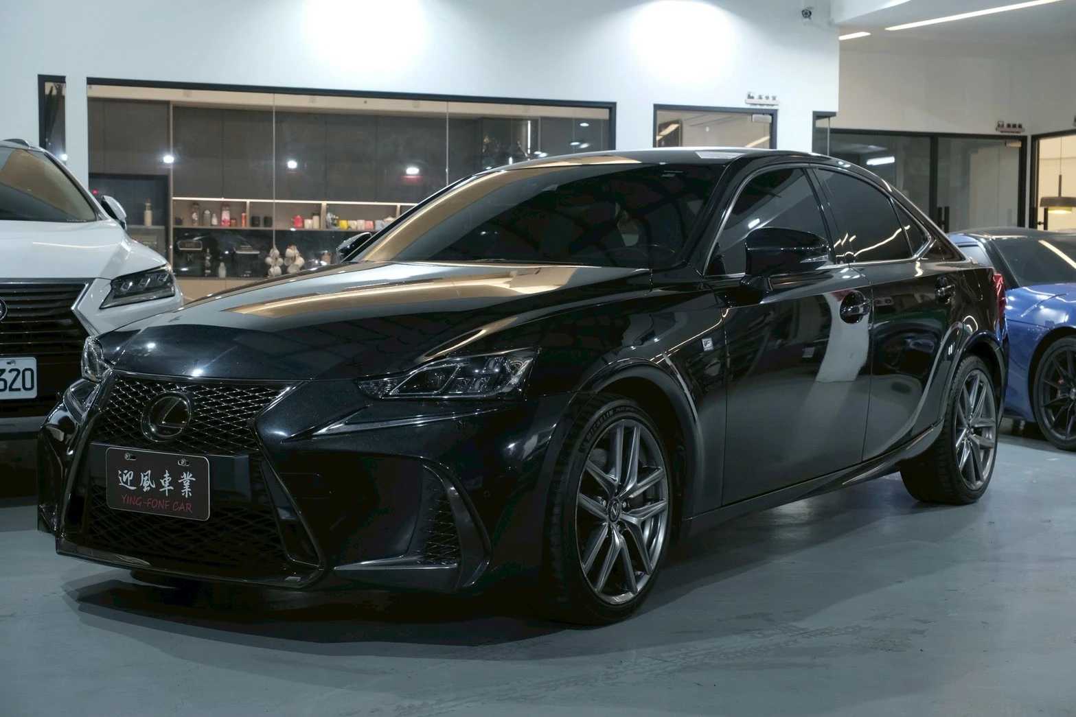 ⚪ 2016 Lexus IS 200t F Sport版 黑色