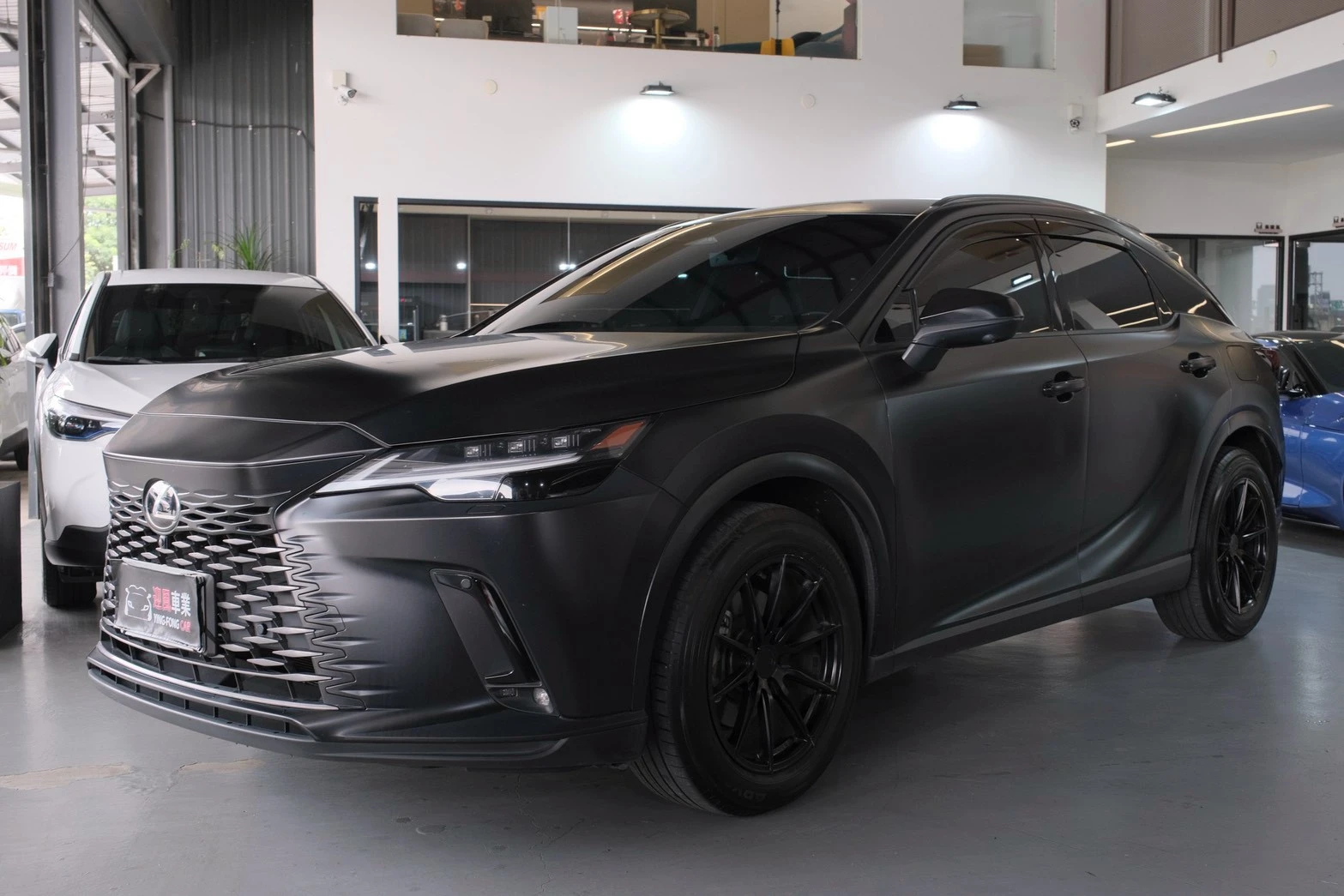 ⚪ 2022 Lexus RX350h 豪華版 霧面黑（底色黑色）