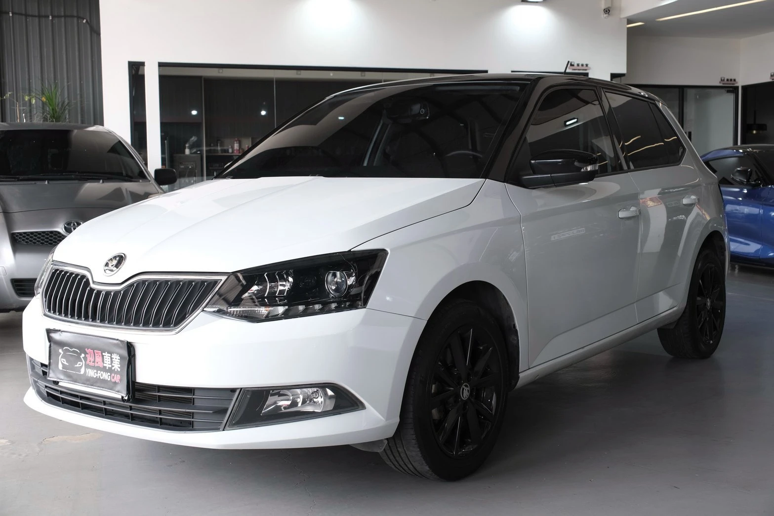 ⚪ 2018 Skoda Fabia 1.0 TSI 白色