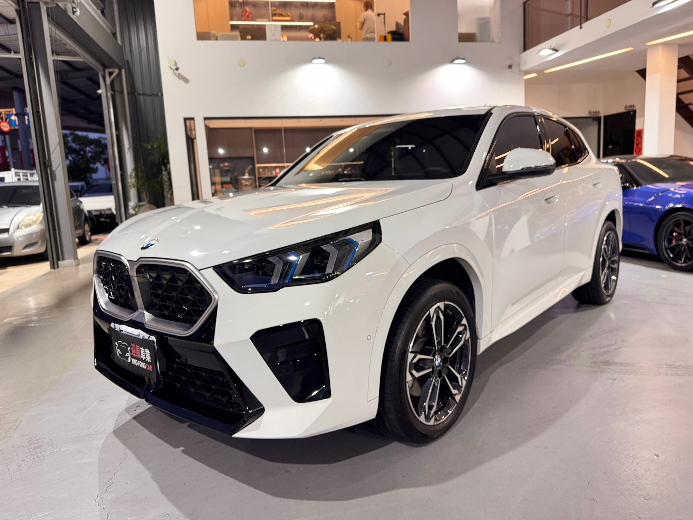 ⚪ 2025 BMW X2 sDrive20i M Sport 白色