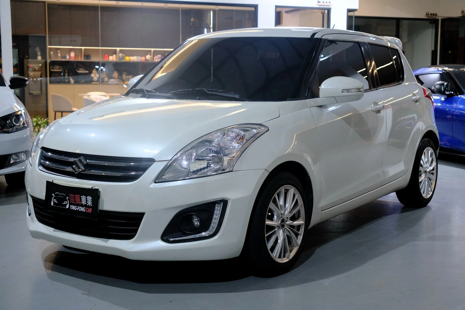 ⚪ 2016 Suzuki Swift 1.2 GLX 白色