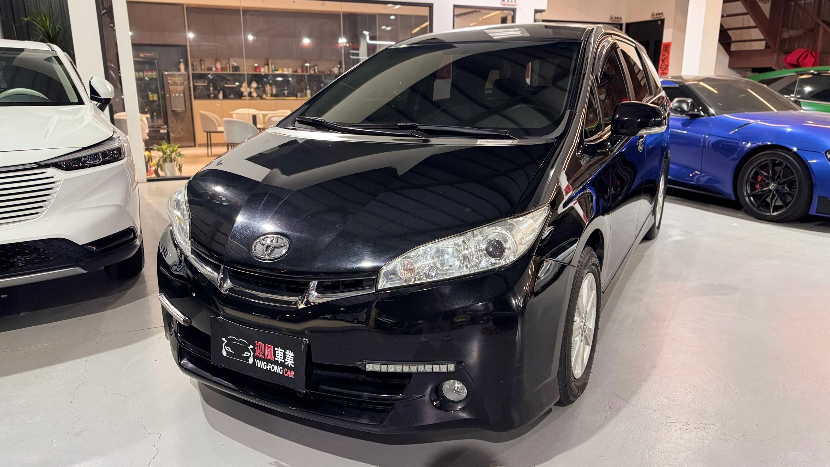 ⚪ 2010 Toyota Wish 2.0 J 黑色
