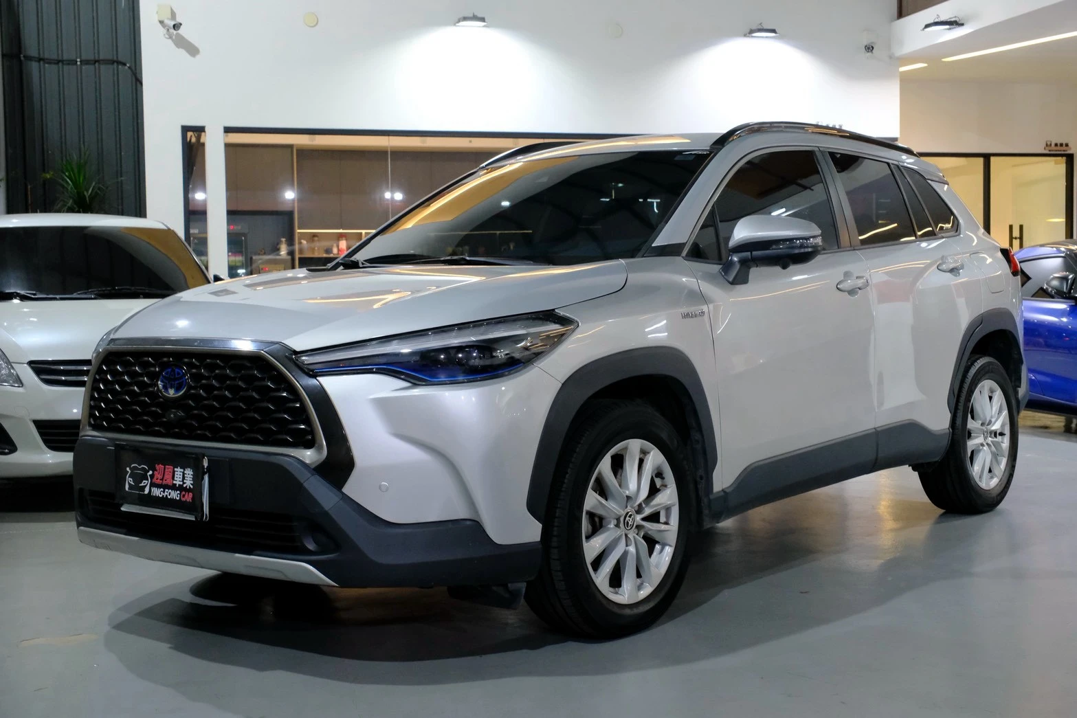 ⚪ 2020 Toyota Corolla Cross 1.8 Hybrid 尊爵 銀色