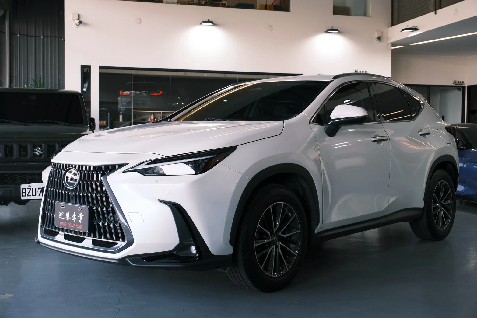 ⚪ 2023 Lexus NX200 豪華版 白色