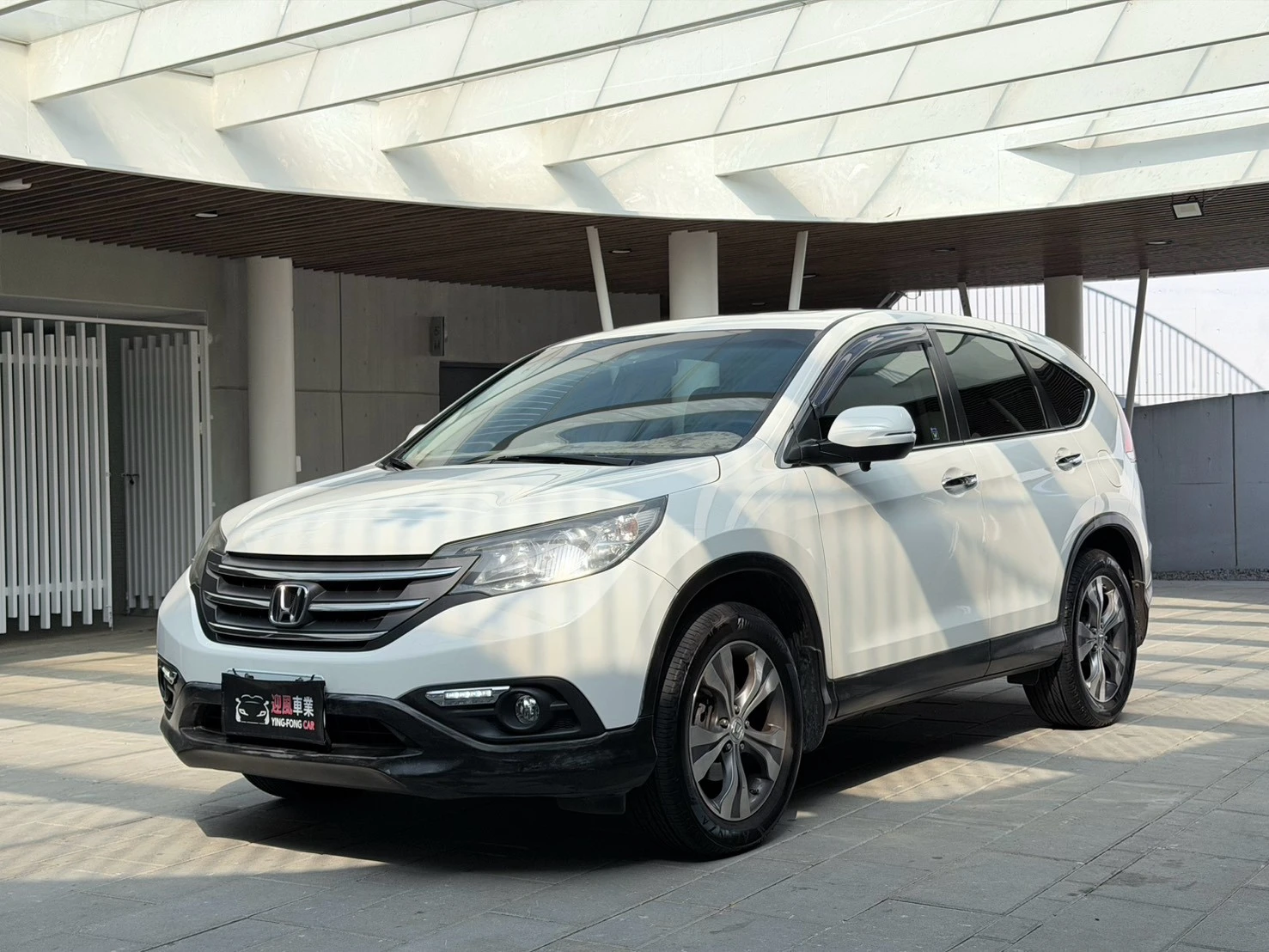 ⚪ 2015 Honda CR-V 2.4 VTi-S 白色