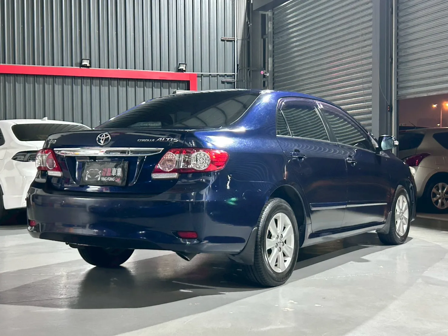 ⚪ 2011 Toyota Corolla Altis 1.8 E 藍色
