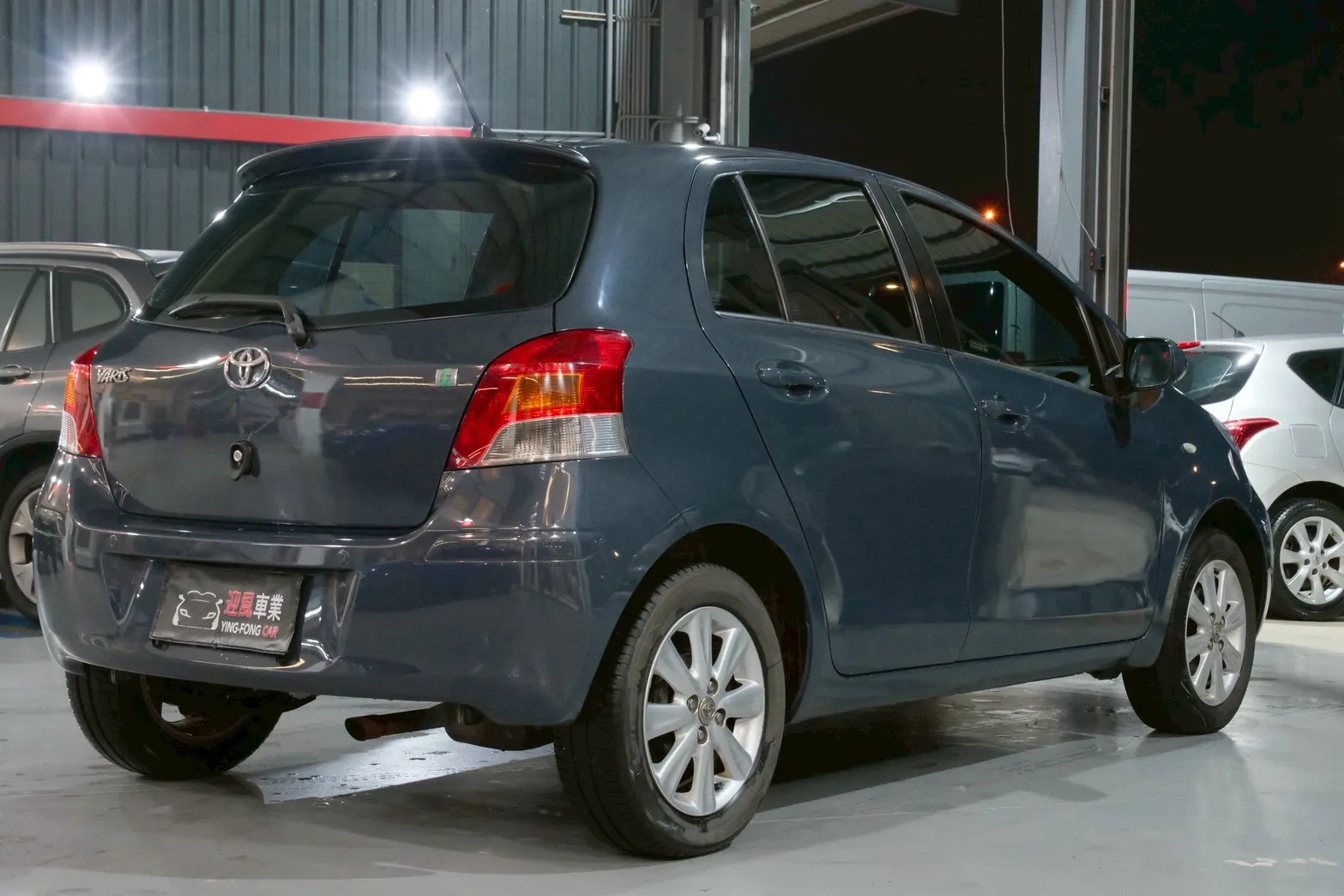 ⚪ 2011 Toyota Yaris 1.5 G 藍灰色