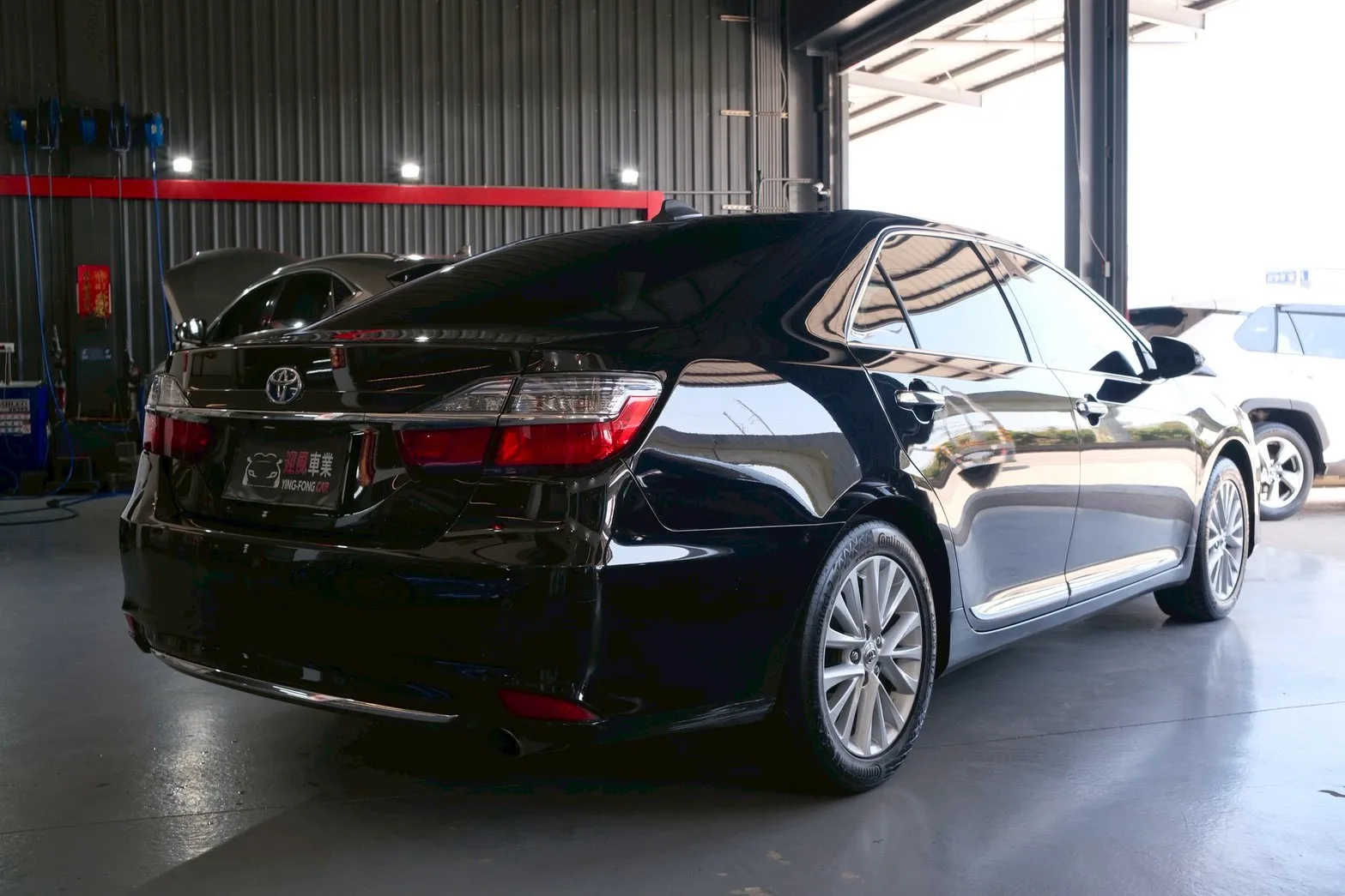 ⚪ 2015 Toyota Camry HV 尊爵 黑色