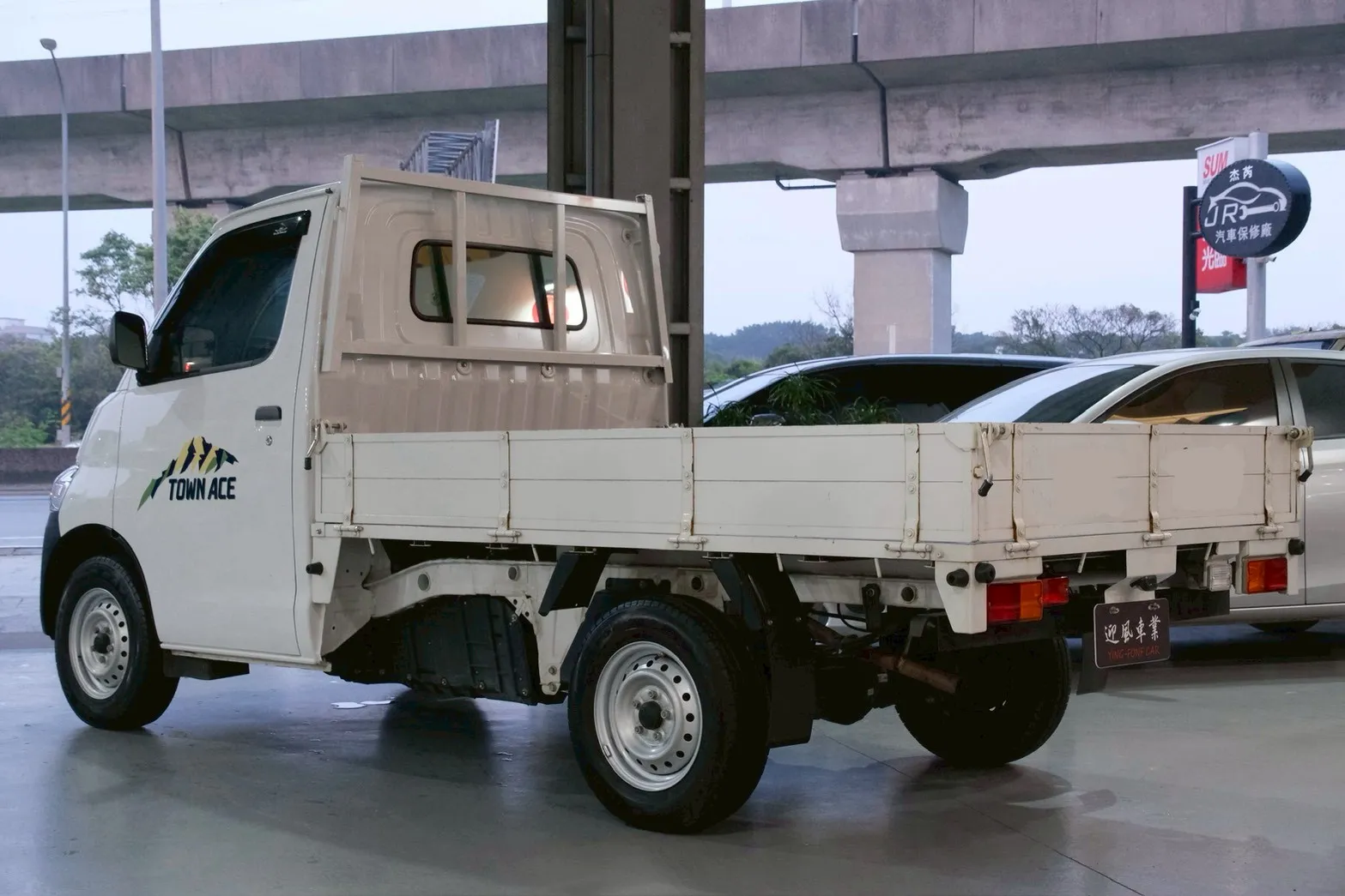 ⚪ 2023 Toyota Town Ace 1.5 自排 白色