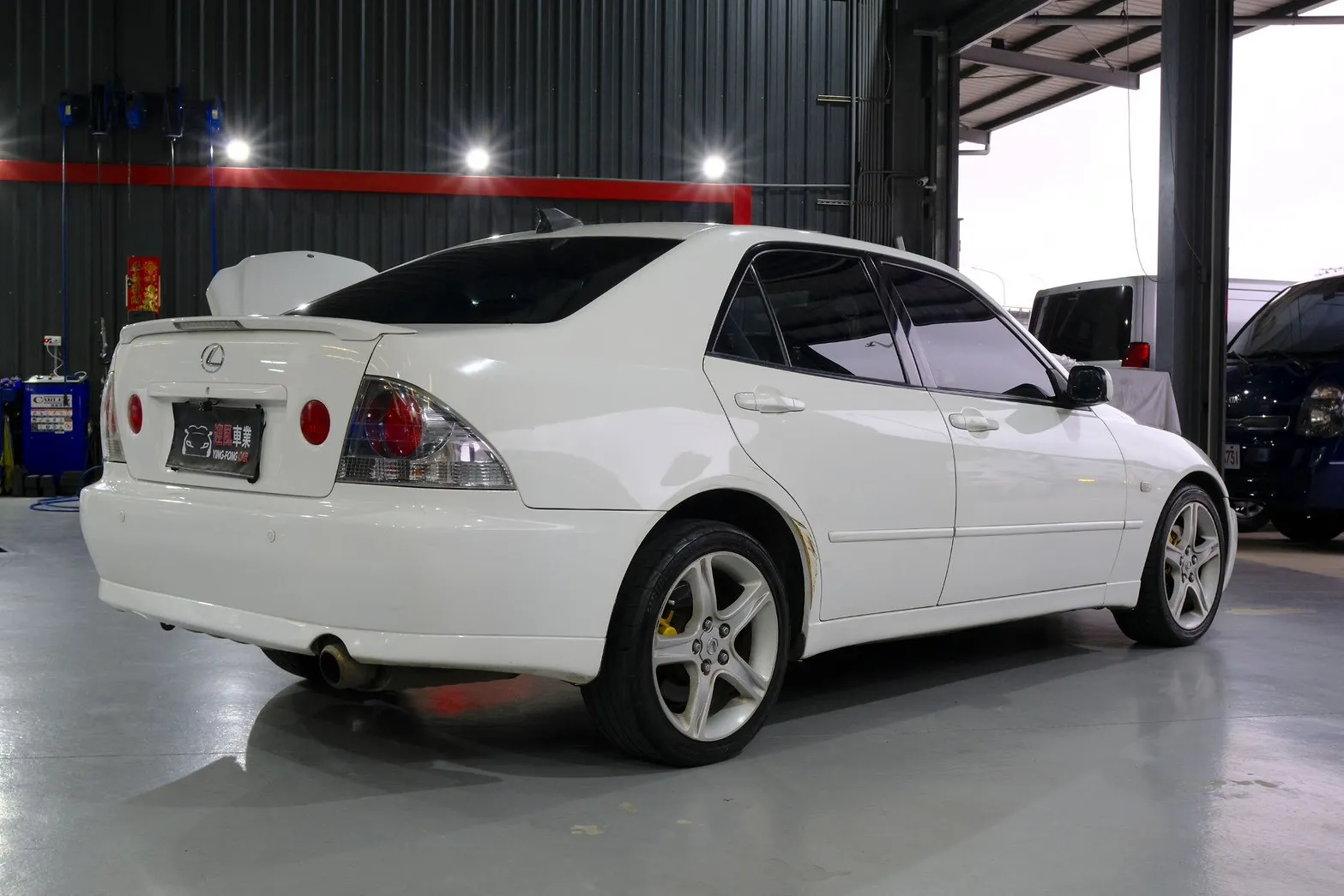 ⚪ 2000 Lexus IS200 白色