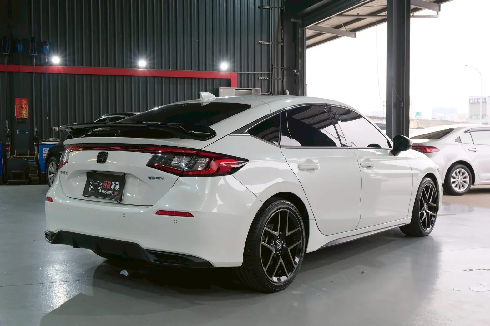 ⚪ 2023 Honda Civic e:HEV 白色