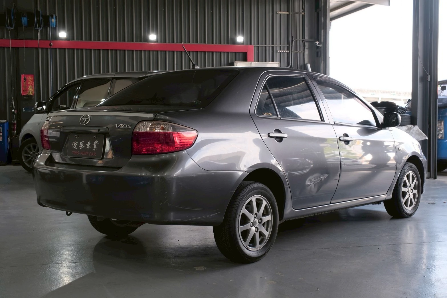 ⚪ 2013 Toyota Vios 1.5 E版 自排 灰色