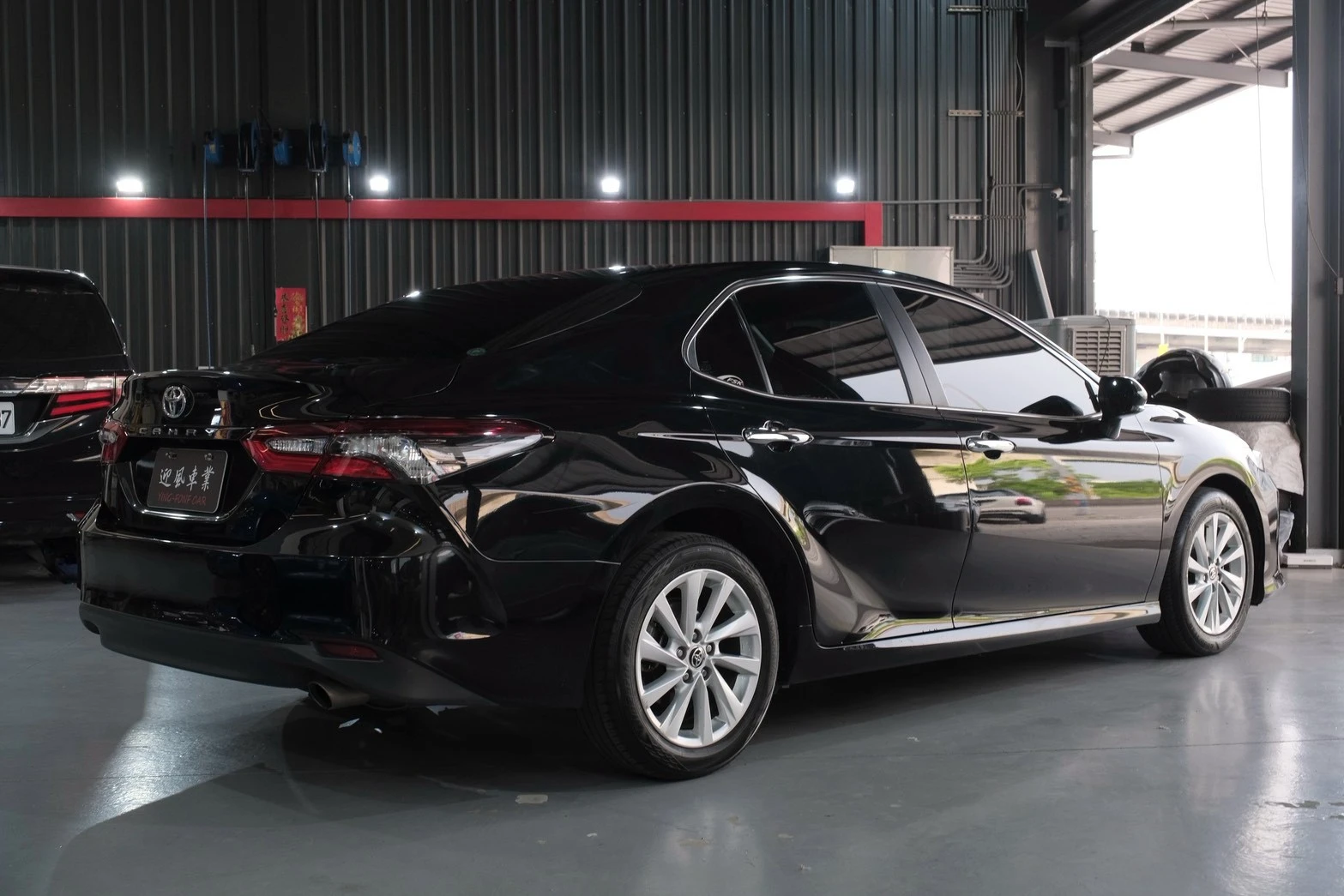 ⚪ 2021 Toyota Camry 2.0 尊爵版 黑色