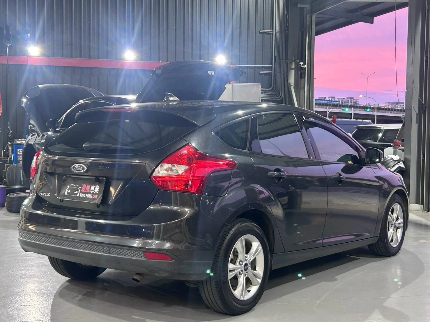 ⚪ 2013 Ford Focus 5D 2.0 汽油時尚經典型 黑色