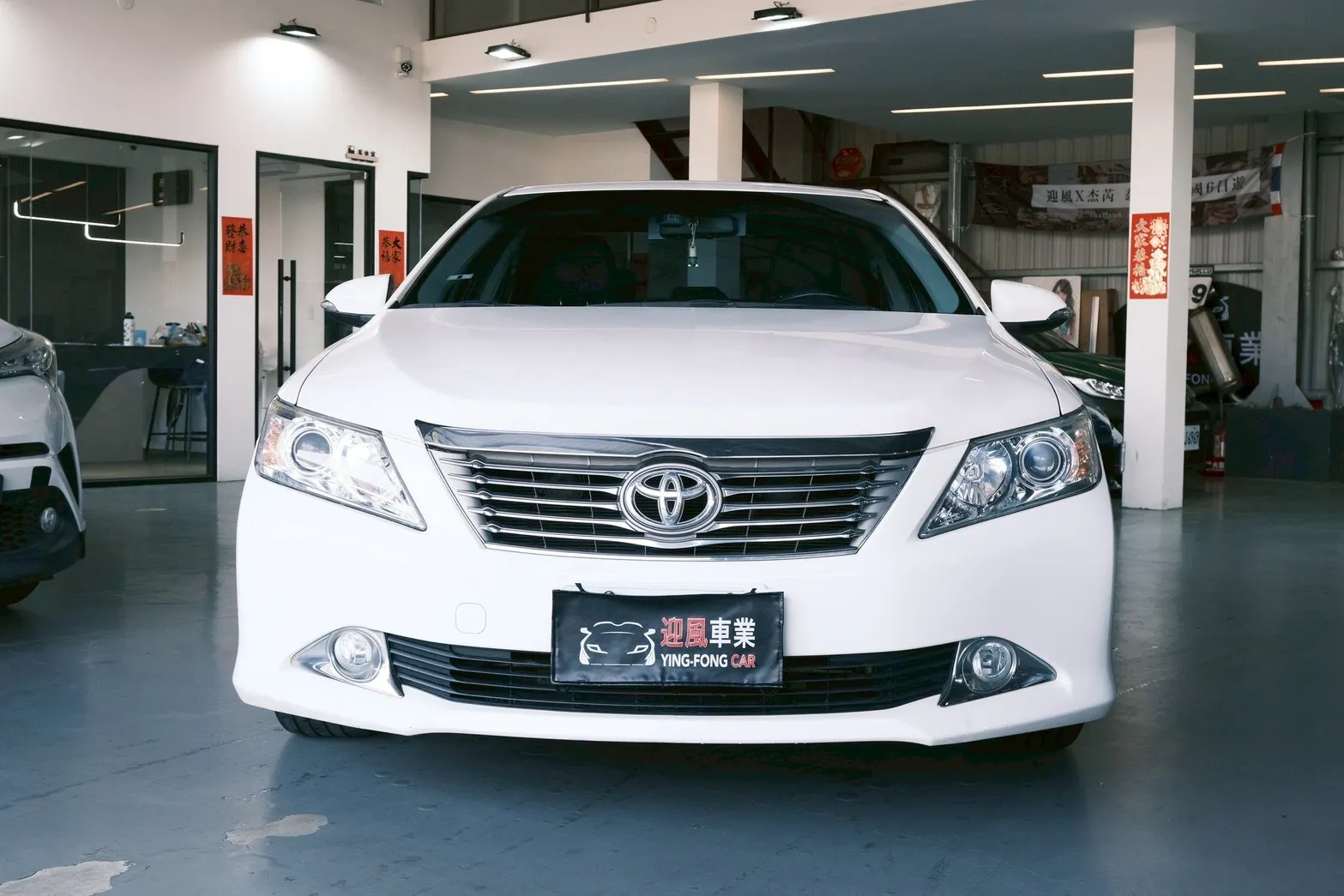 ⚪ 2013 Toyota Camry 2.0 E 白色