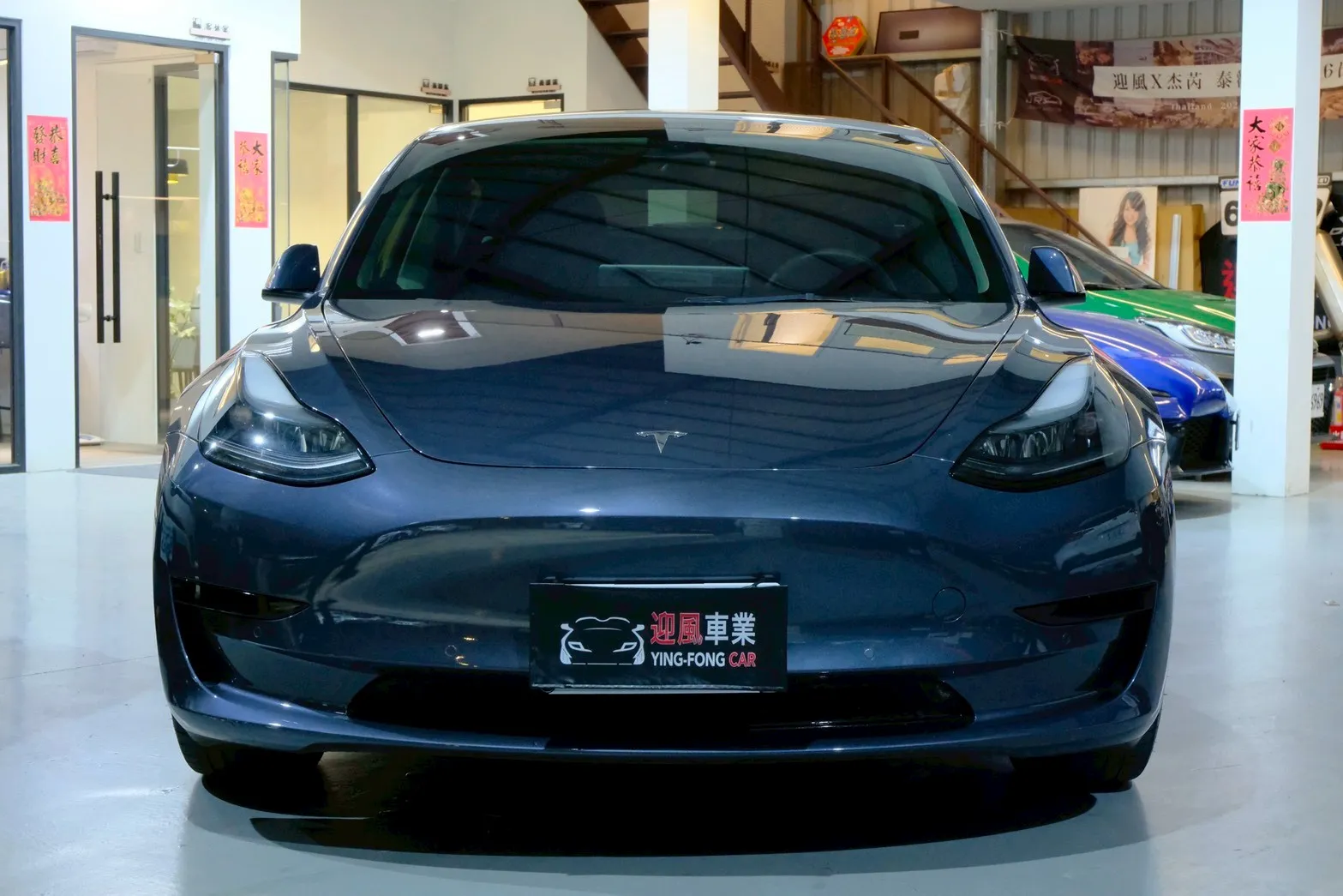 ⚪ 2022 Tesla Model 3 標準版 灰色