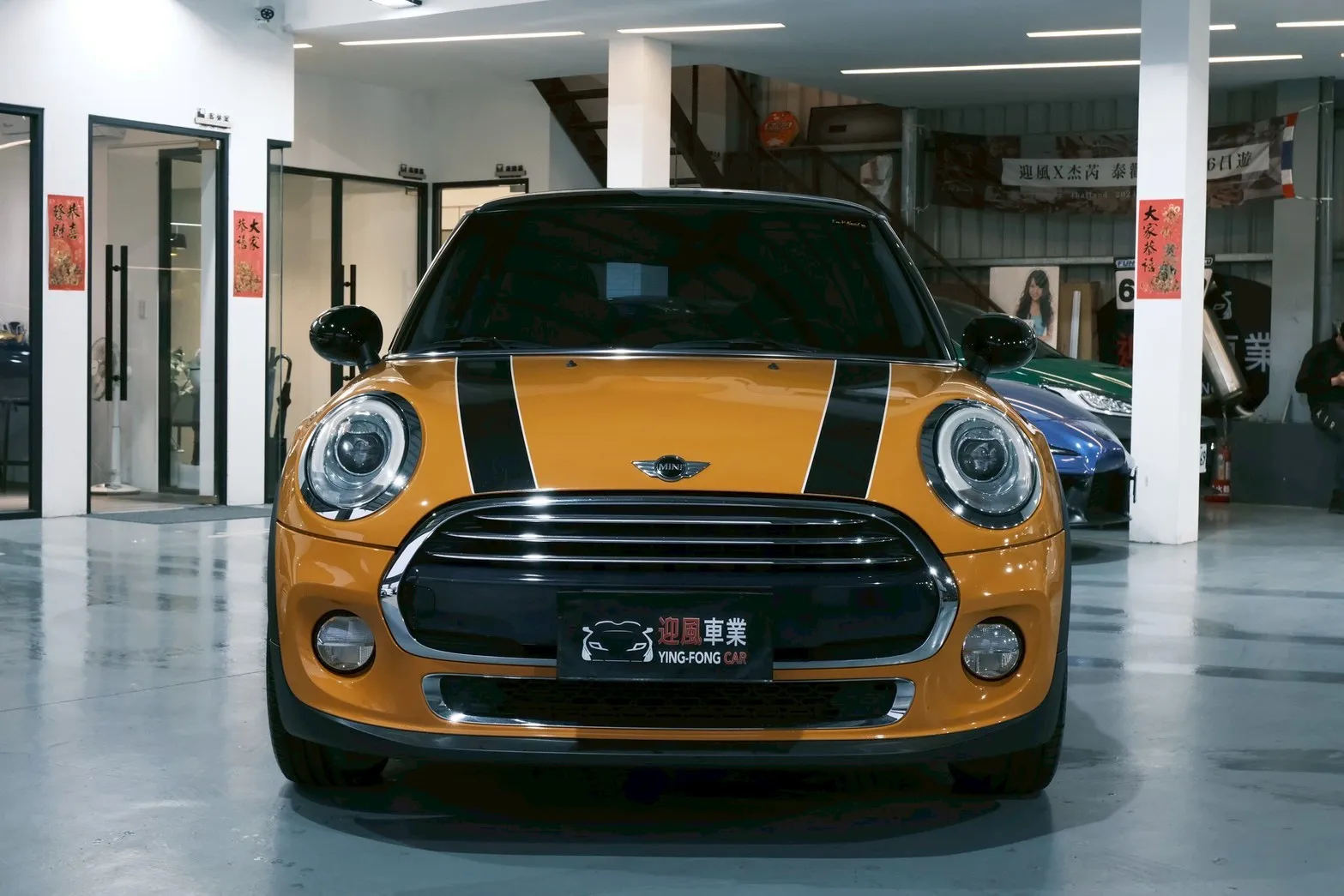 ⚪ 2017 Mini Hatch Cooper 1.5 黑頂橘