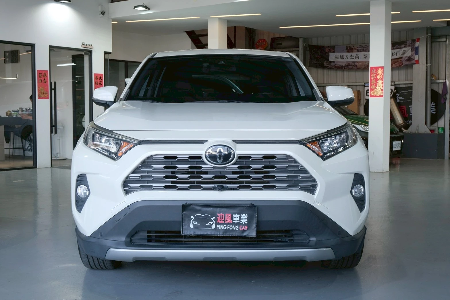 ⚪ 2019 Toyota RAV4 2.0 豪華版 白色