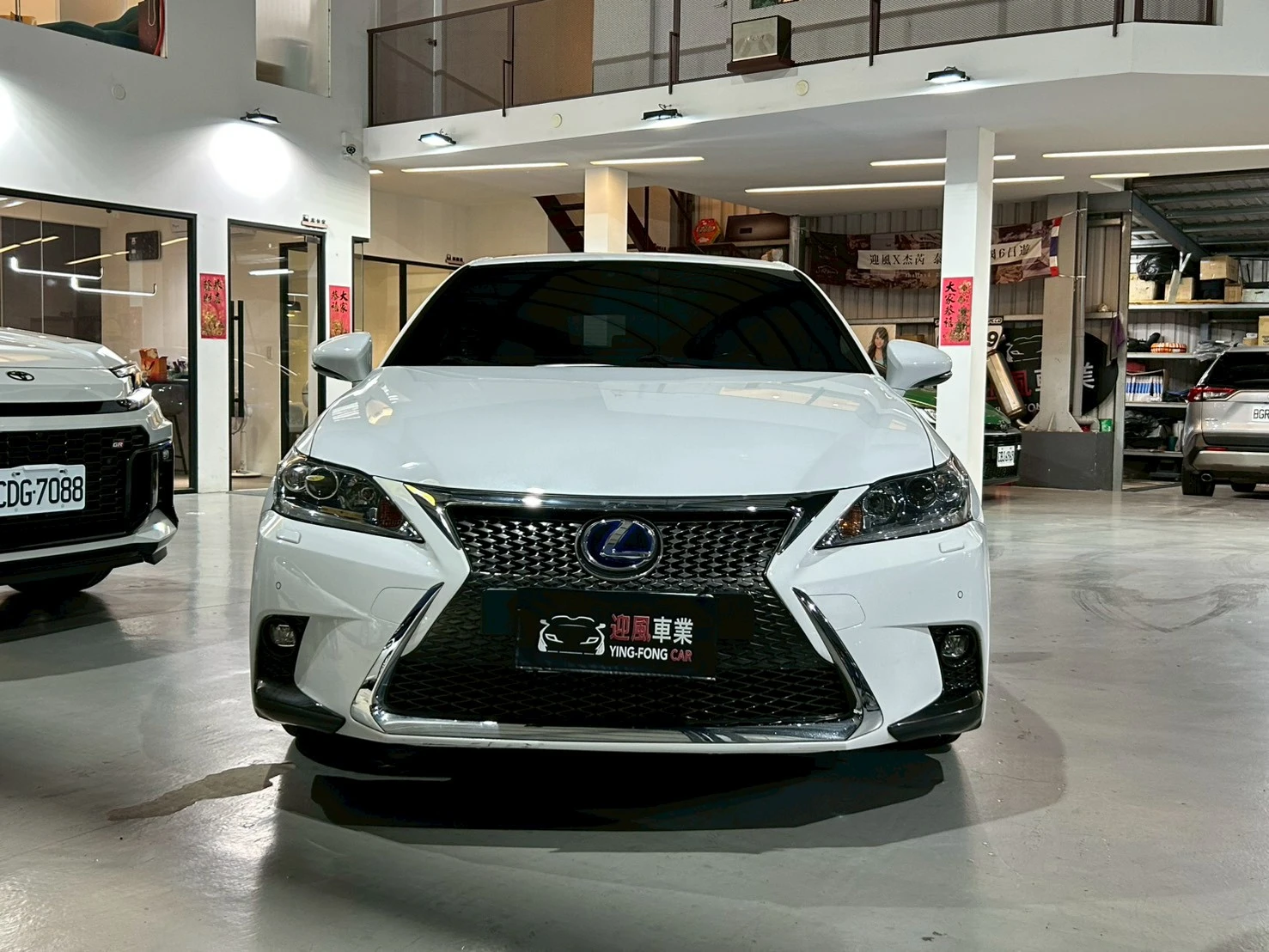 ⚪ 2016 Lexus CT 200h F Sport 菁英版 白色