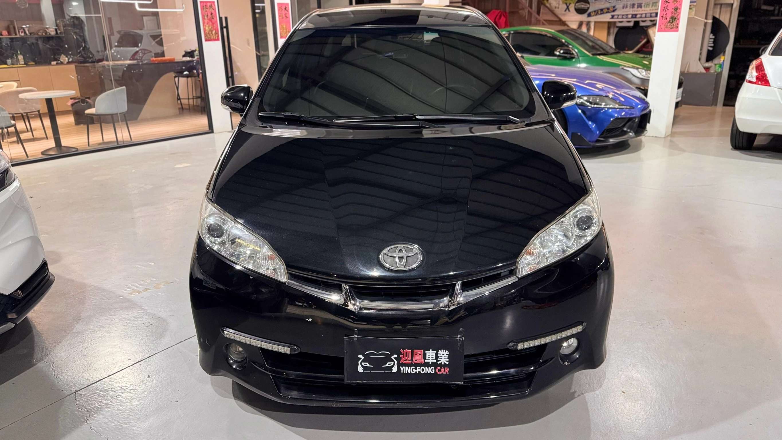 ⚪ 2010 Toyota Wish 2.0 J 黑色