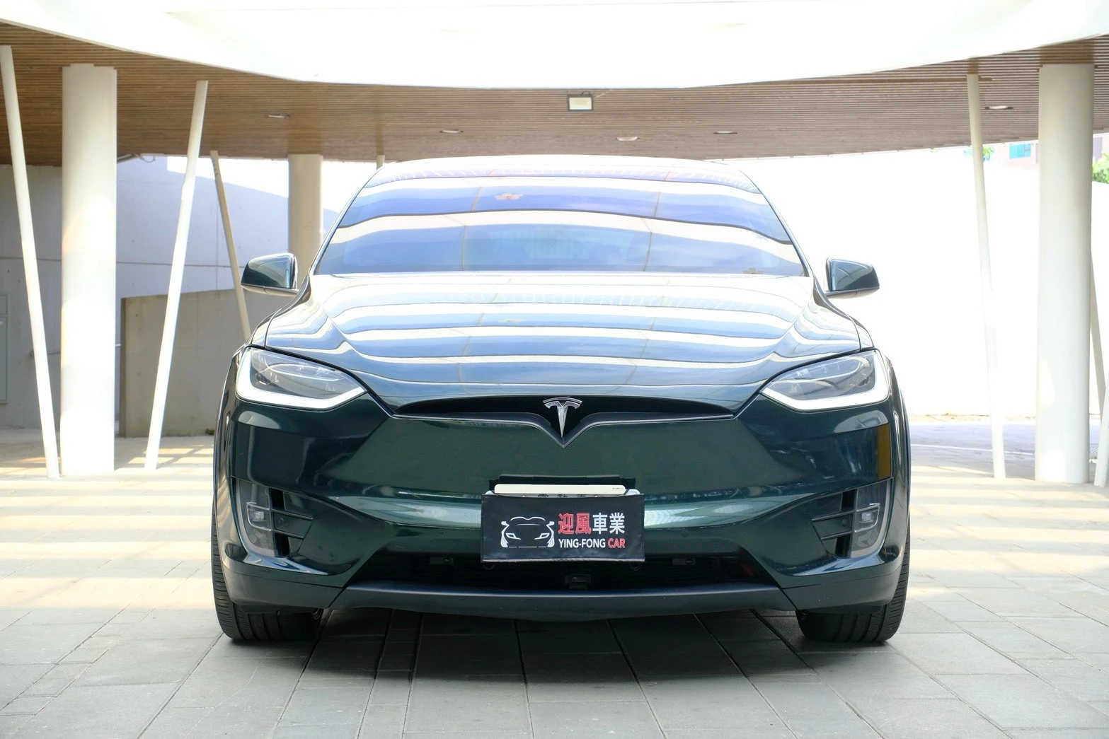⚪ 2019 Tesla Model X LR 100D 六人座 綠色(原車藍色)