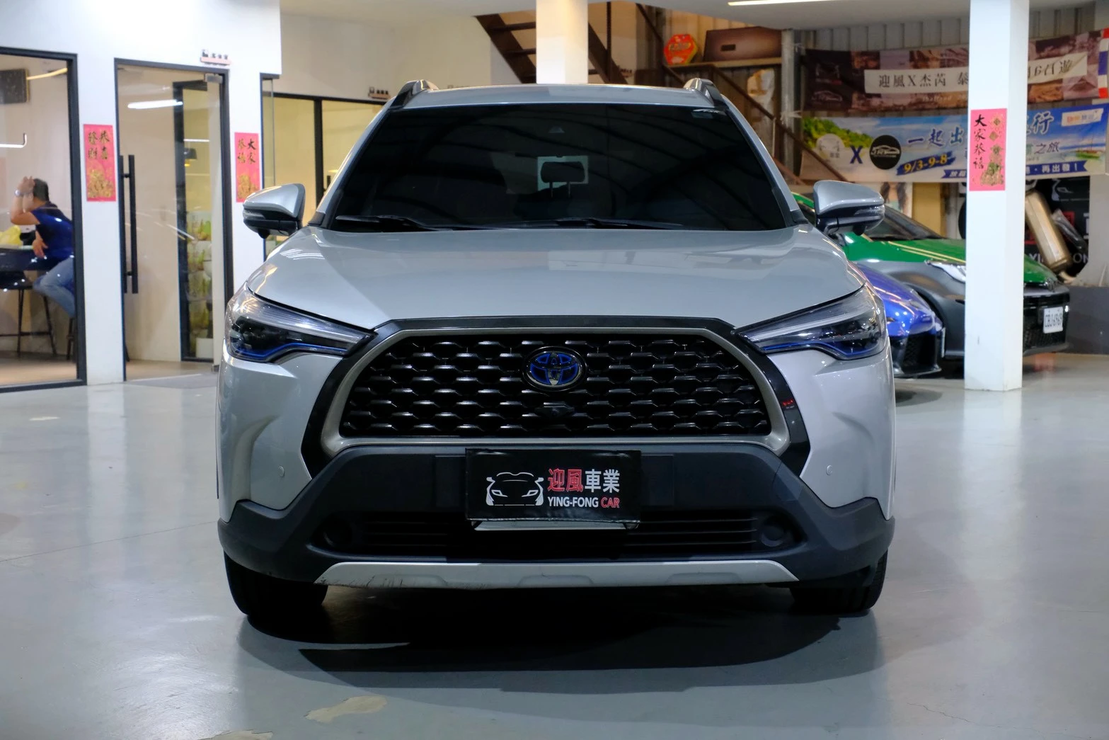 ⚪ 2020 Toyota Corolla Cross 1.8 Hybrid 尊爵 銀色