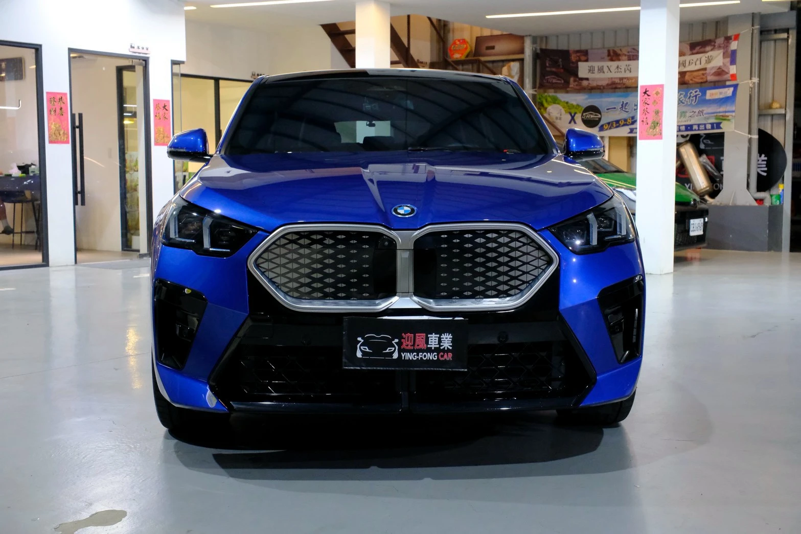 ⚪ 2024 BMW iX2 xDrive30 M Sport 藍色