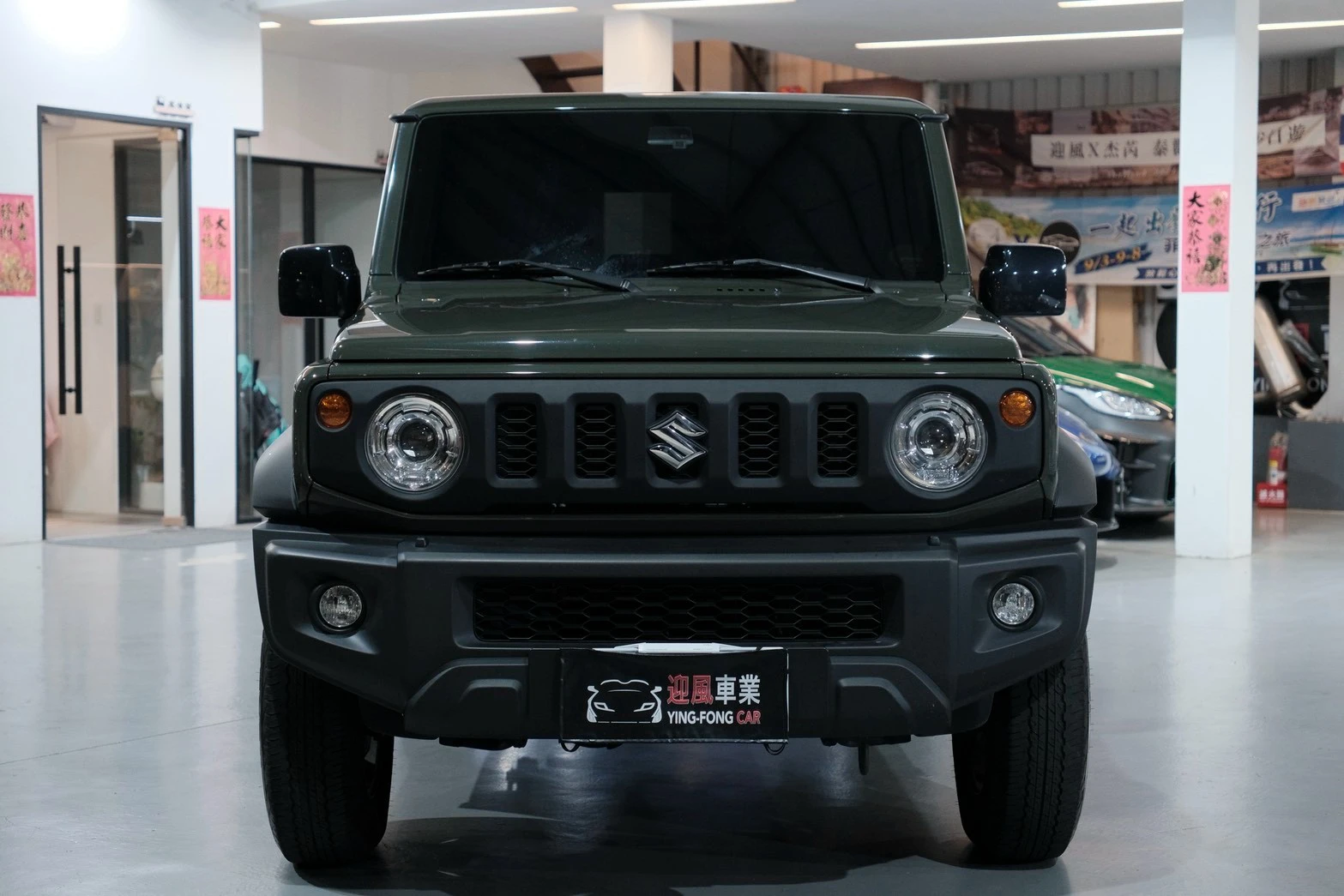 ⚪ 2025 Suzuki Jimny 1.5 GLX 軍綠色