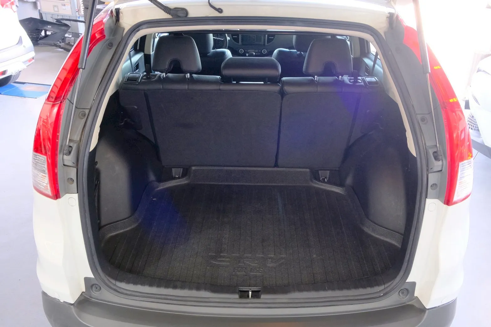 ⚪ 2015 Honda CR-V 2.4 VTi-S 白色