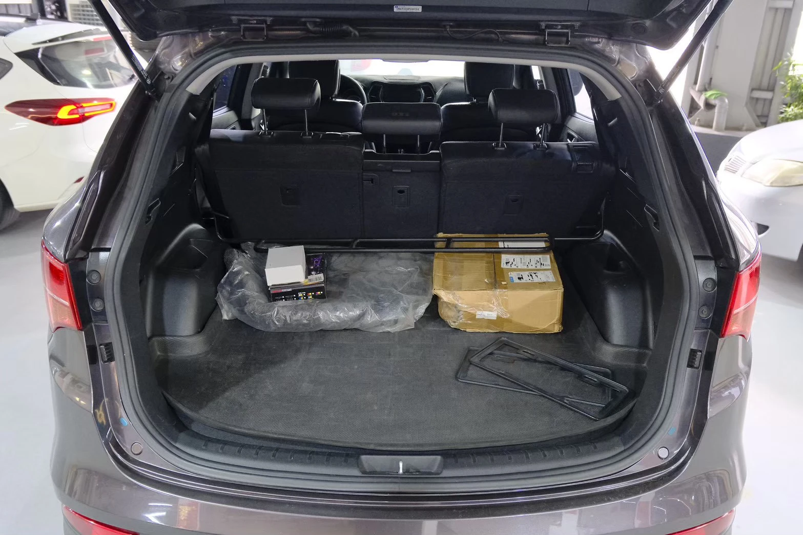⚪ 2015 Hyundai Santa Fe 2.2 貴族款 灰色
