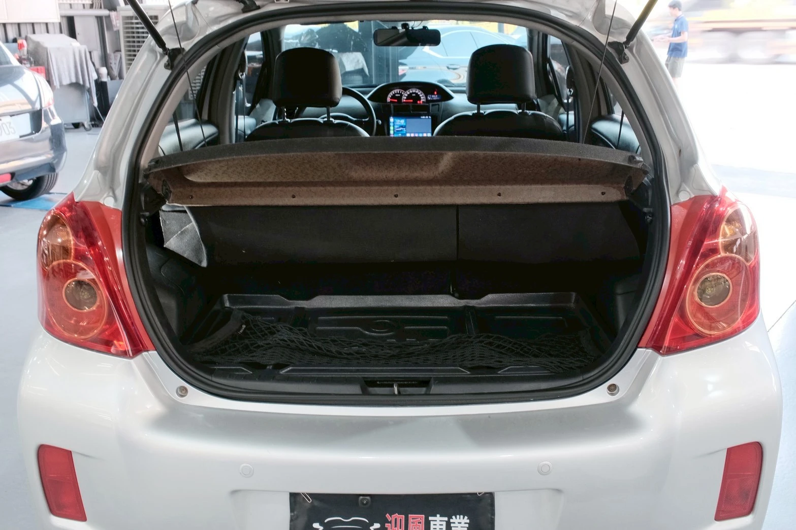 ⚪ 2007 Toyota Yaris 1.5G 銀色