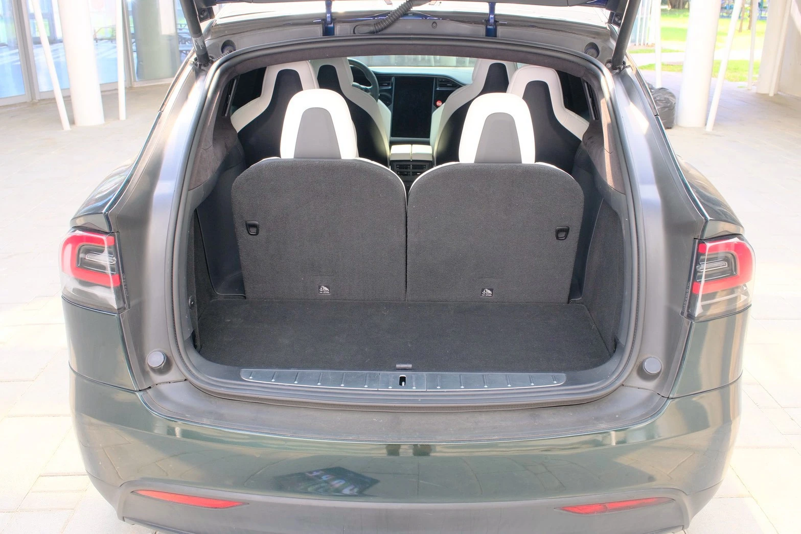 ⚪ 2019 Tesla Model X LR 100D 六人座 綠色(原車藍色)