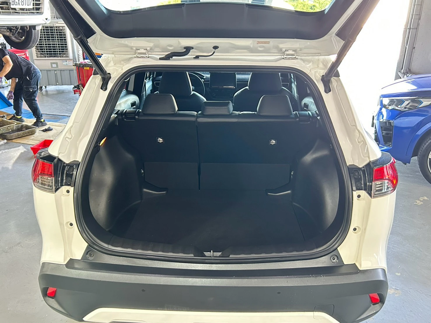 ⚪ 2021 Toyota Corolla Cross 1.8 Hybrid 旗艦 白色