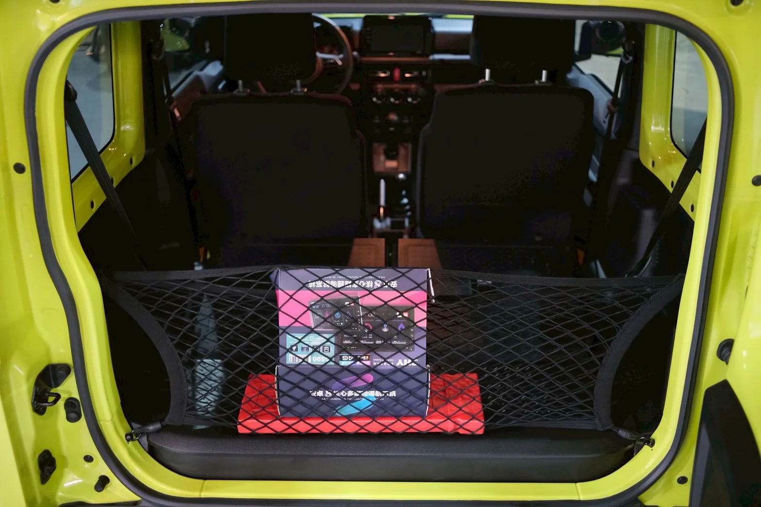 ⚪ 2023 Suzuki Jimny 1.5 GLX 綠色