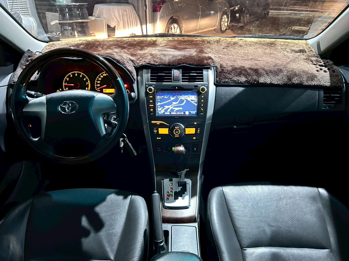 ⚪ 2011 Toyota Corolla Altis 1.8 E 藍色