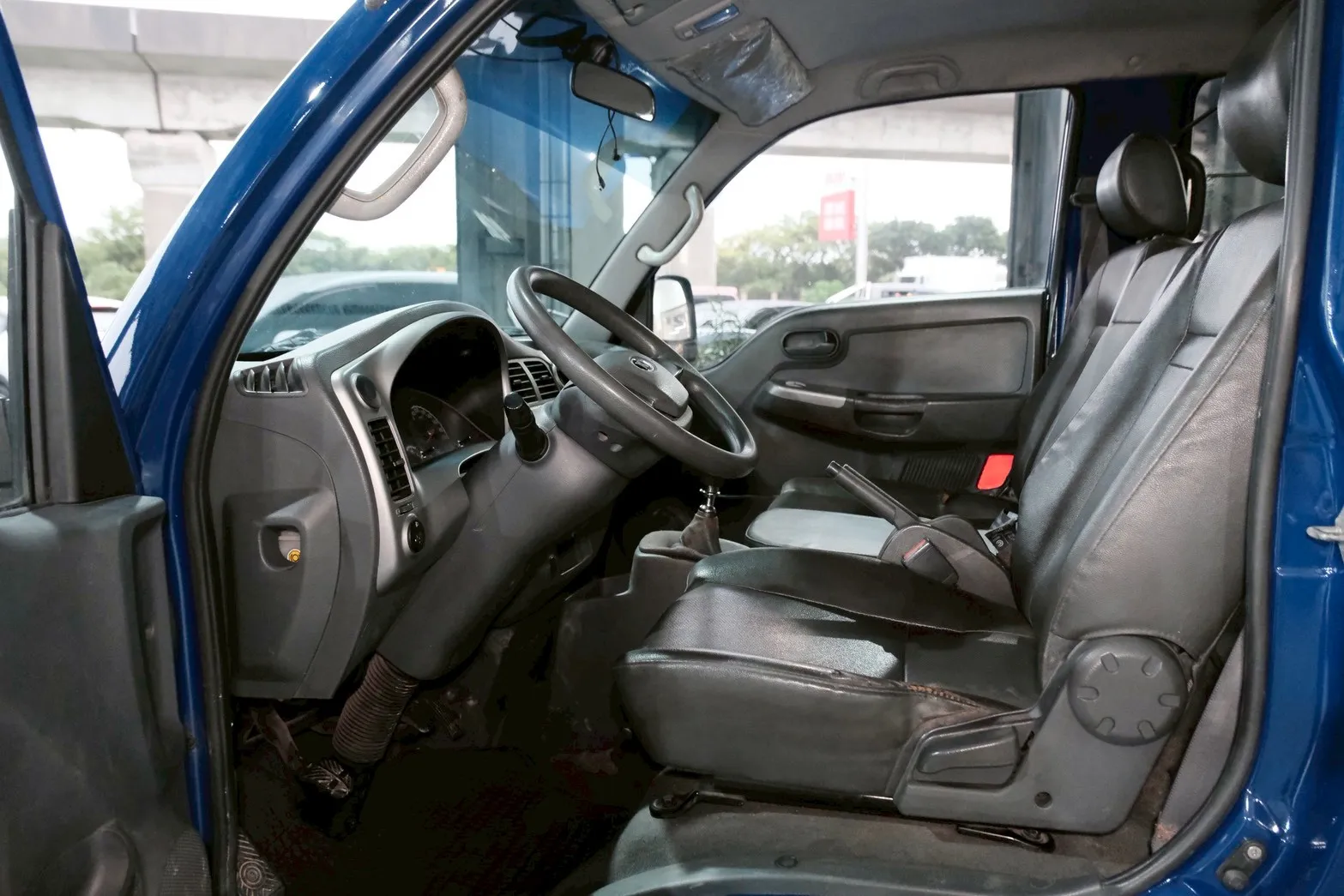 ⚪ 2016 KIA KAON（卡旺）2.5 手排柴油 2WD 藍色