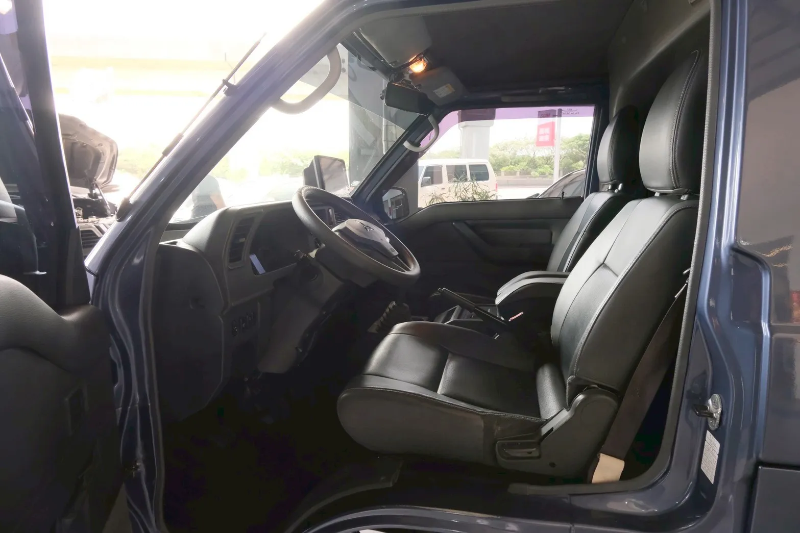 ⚪ 2023 中華汽車 Delica 2.4 手排 八人座 藍色