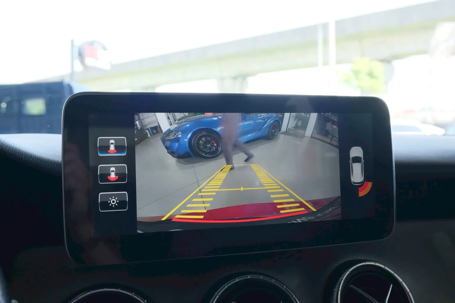 ⚪ 2018 M-Benz CLA-Class CLA200 紅色