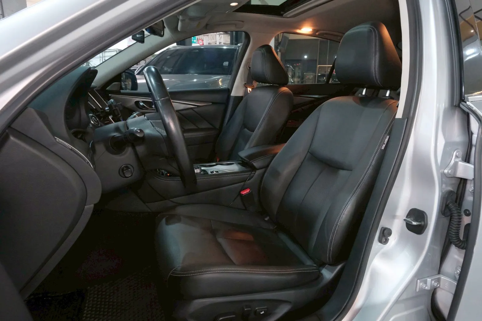 ⚪ 2019 Infiniti Q50 2.0t 旗艦款 銀色