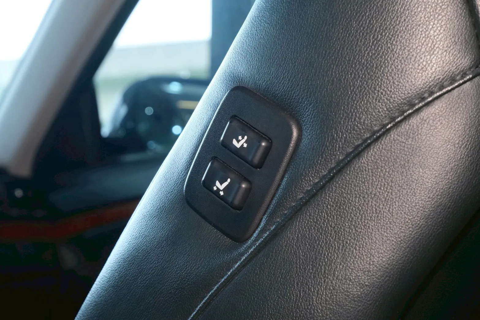 ⚪ 2009 Toyota Camry 2.4 G 黑色
