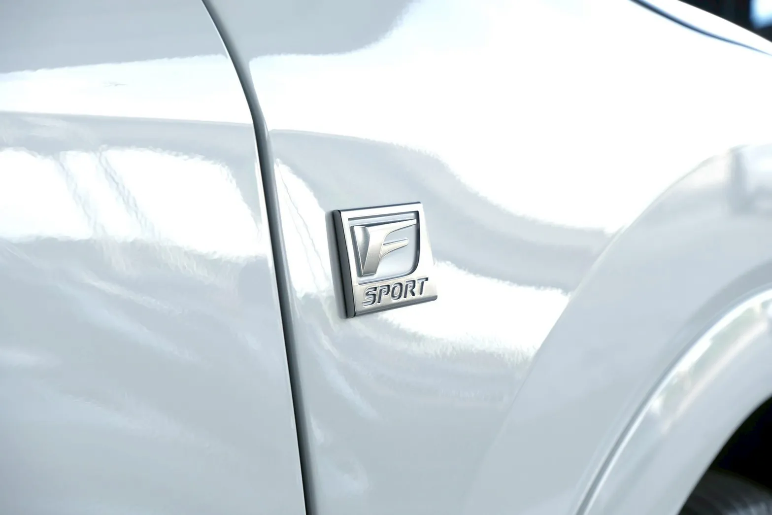 ⚪ 2025 Lexus RX 350 F Sport版 白色