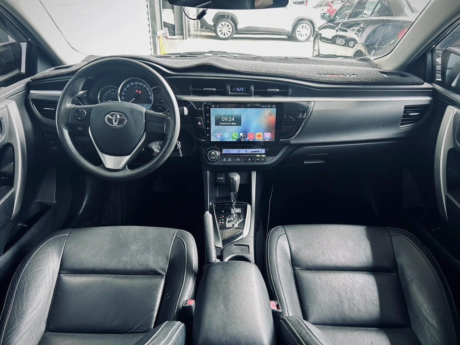⚪ 2014 Toyota Corolla Altis 1.8 經典版 銀色