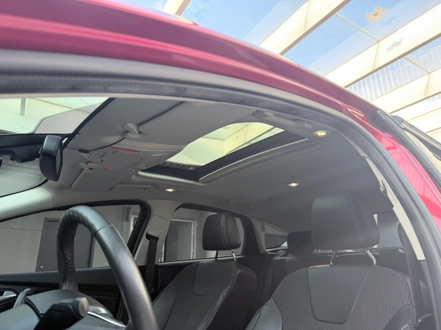 ⚪ 2014 Ford Focus 5D 2.0 汽油運動型 紅色