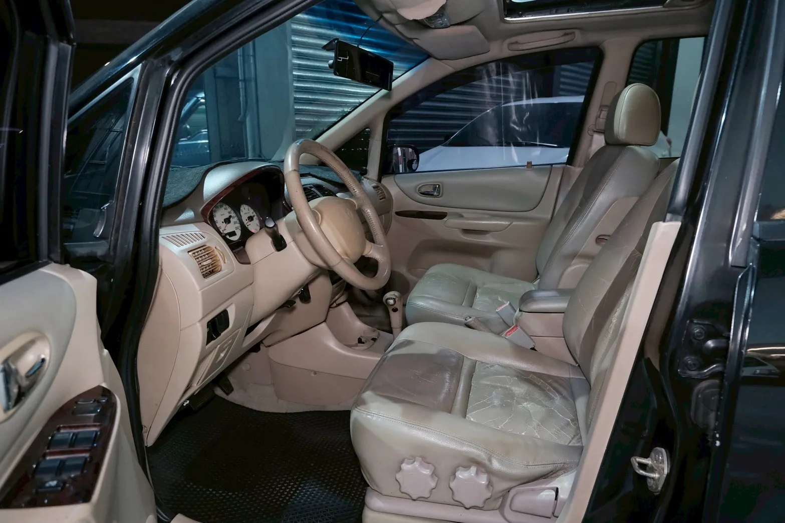 ⚪ 2003 Mazda Premacy 2.0 黑色