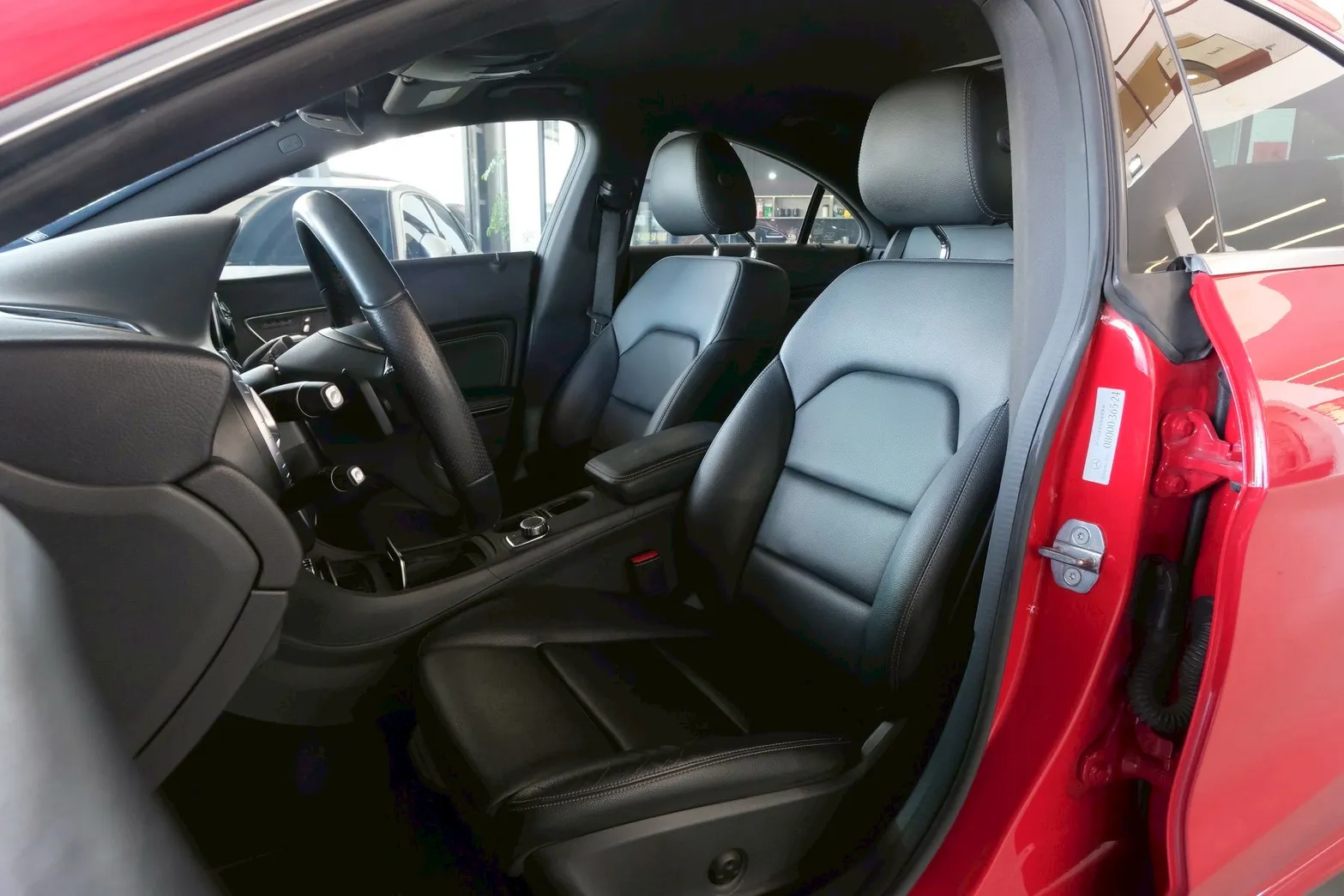 ⚪ 2018 M-Benz CLA-Class CLA200 紅色