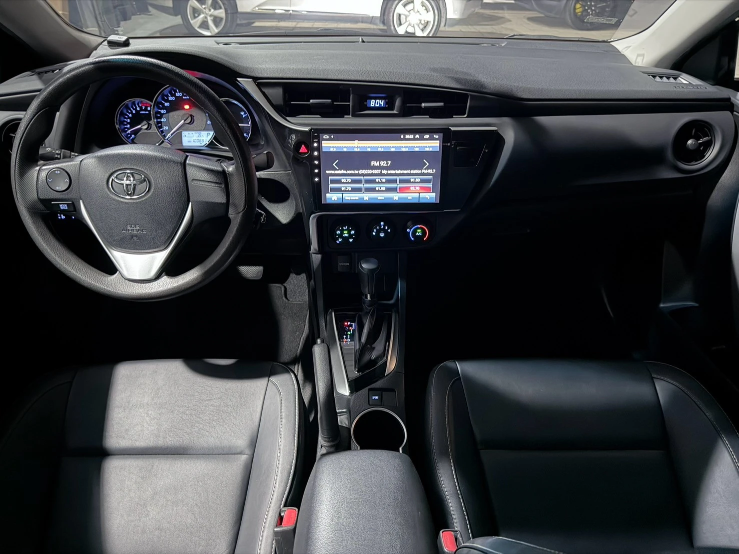 ⚪ 2017 Toyota Corolla Altis 1.8 雅緻版 灰色