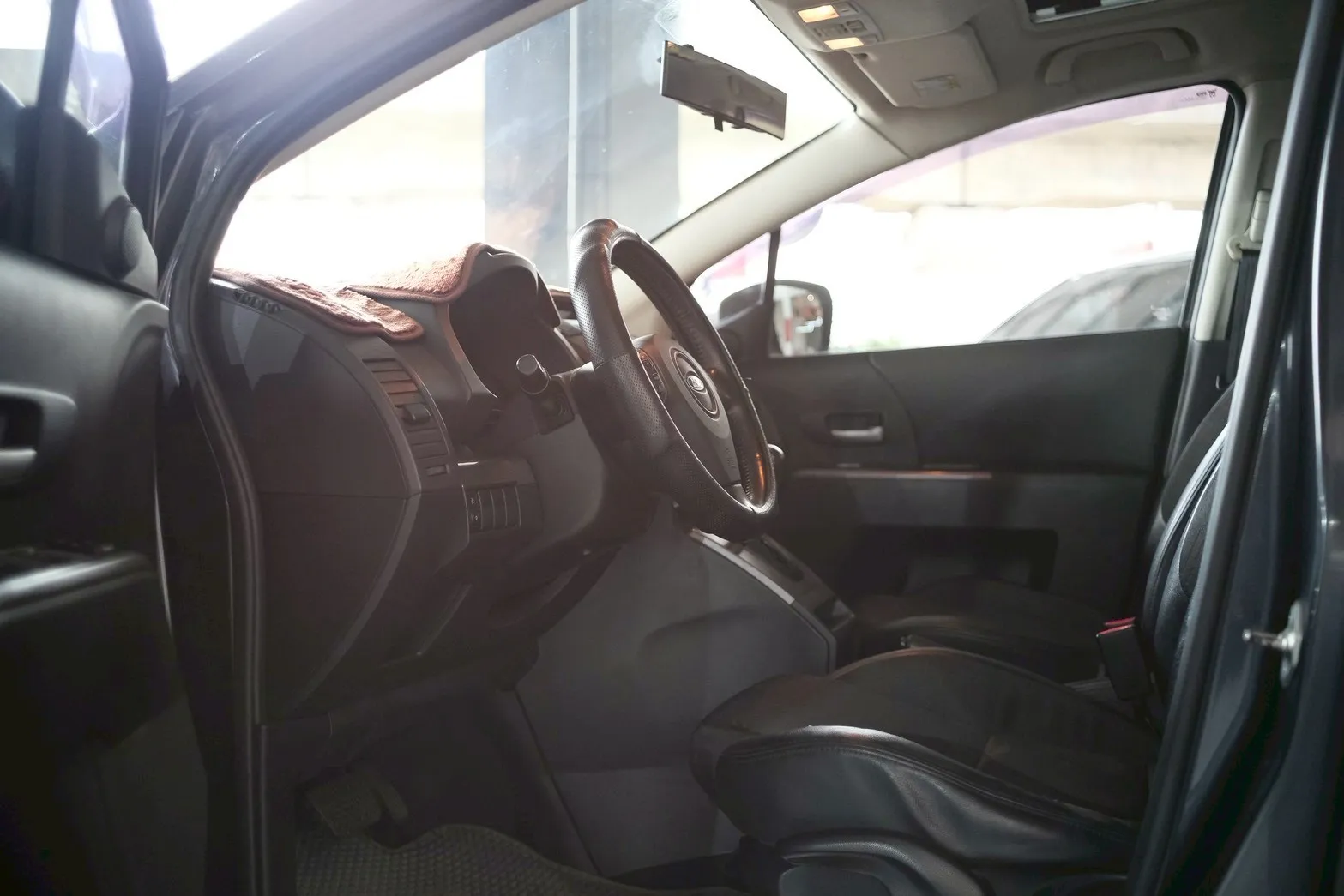 ⚪ 2010 Ford i-Max Ghia+ 七人座 灰色